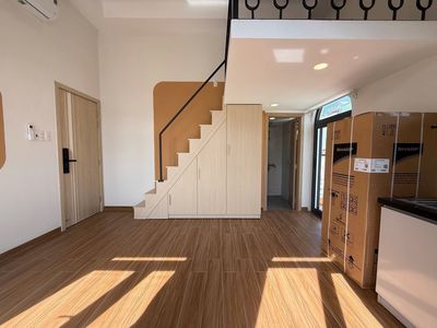 Dupex-Banull interior-Admiral Business-Hictech-Ggt