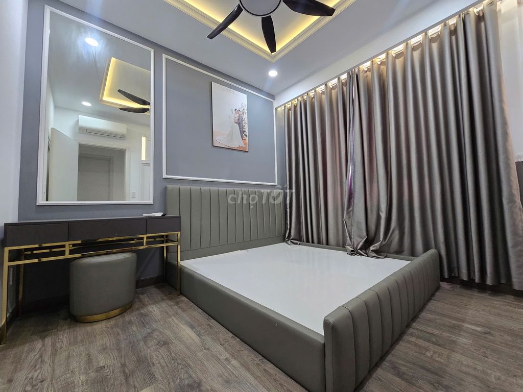 Rent Topaz Elite apartment - full interior