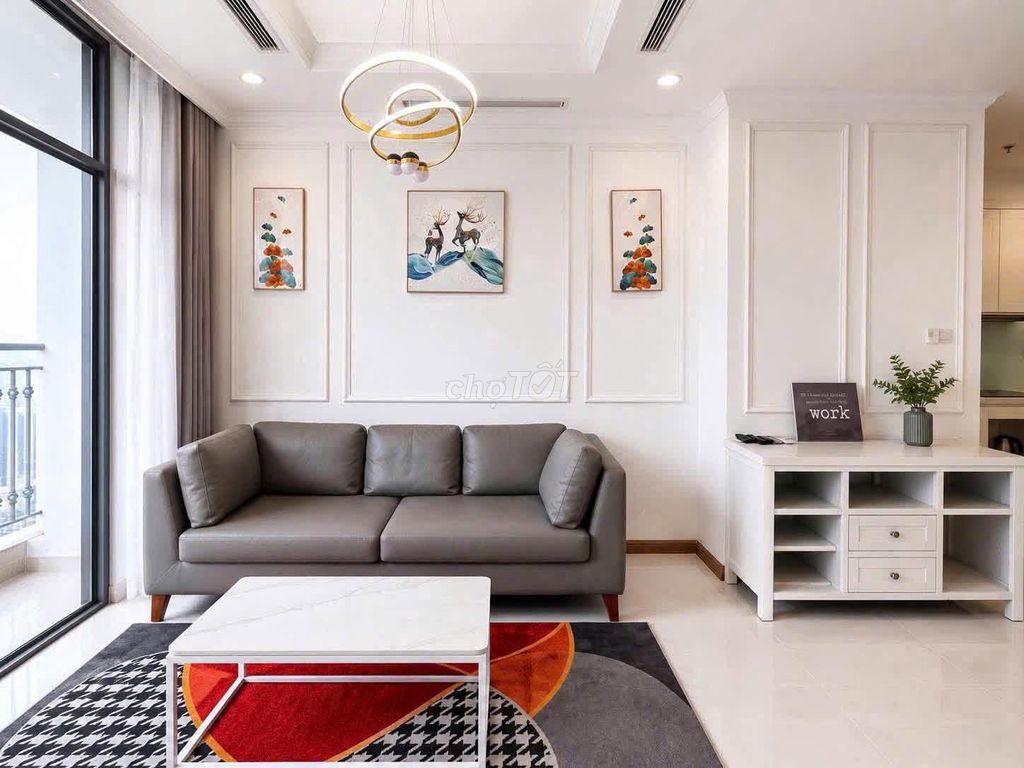 Good price for renting Lucky Palace apartment, two bedrooms, nice house.