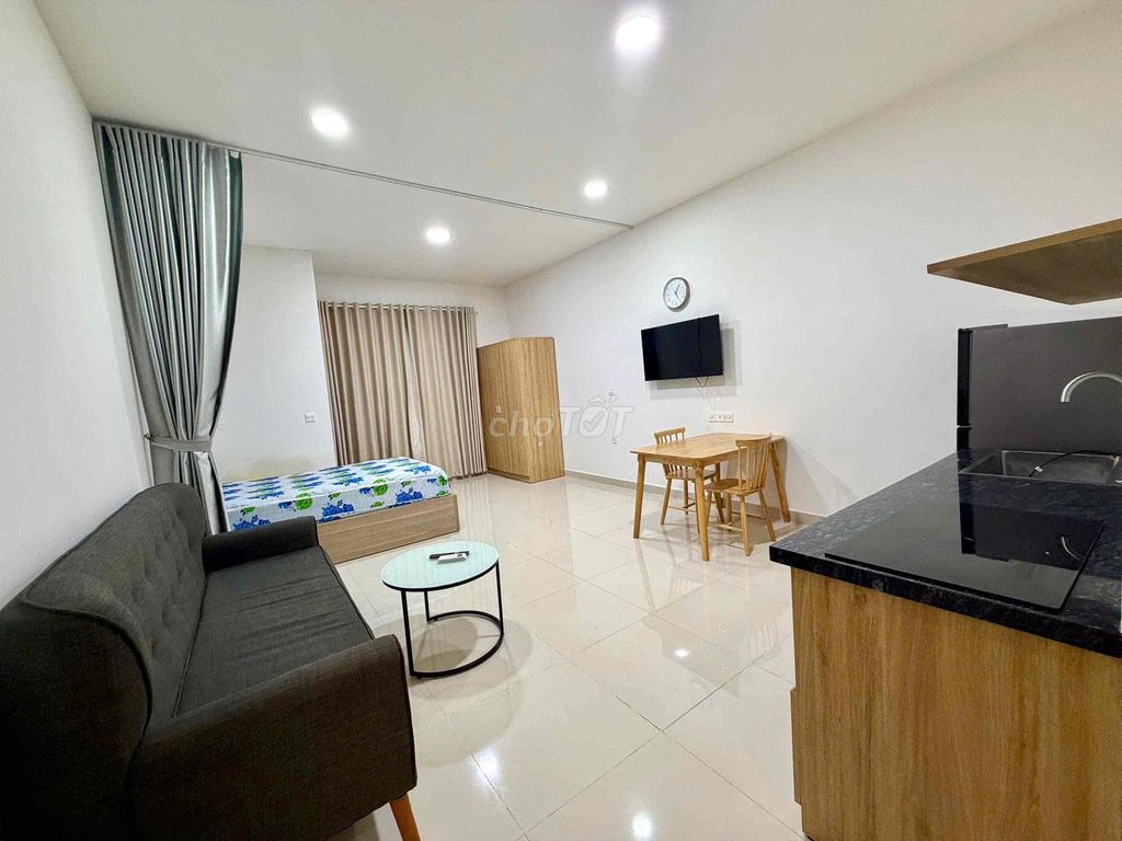 Renting Sunrise CityView District 7h:
