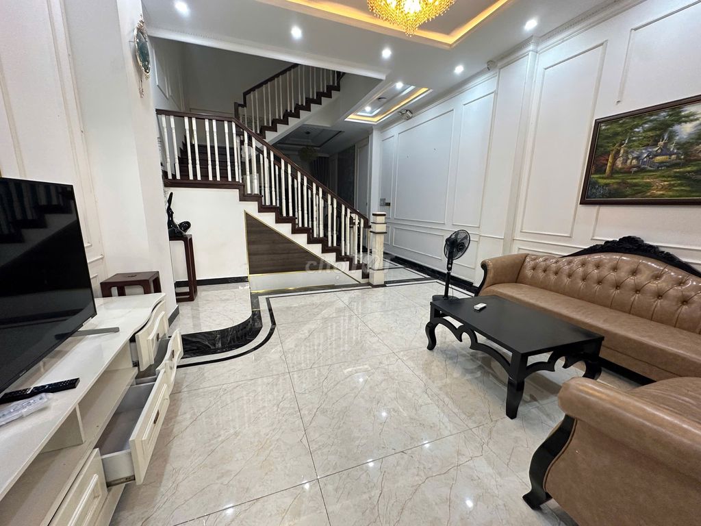 full beautiful furniture rented cityland street vault 4 floor 7 bedrooms full