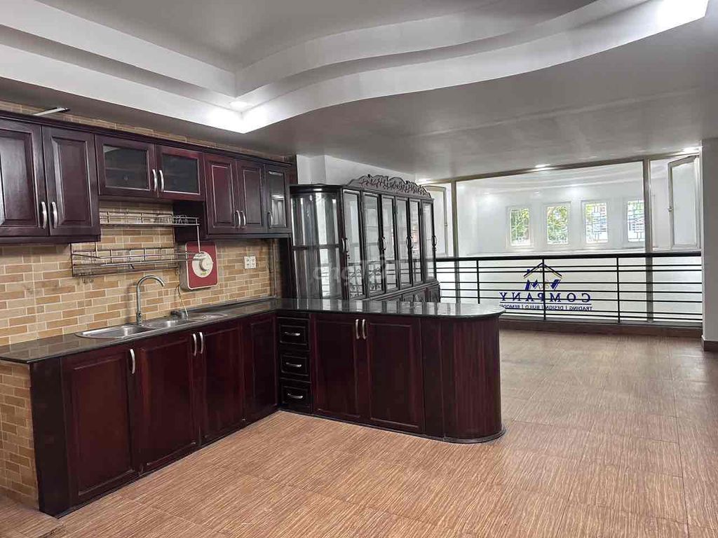 Rent a Số 2 district 6 near a $17 million clinic.