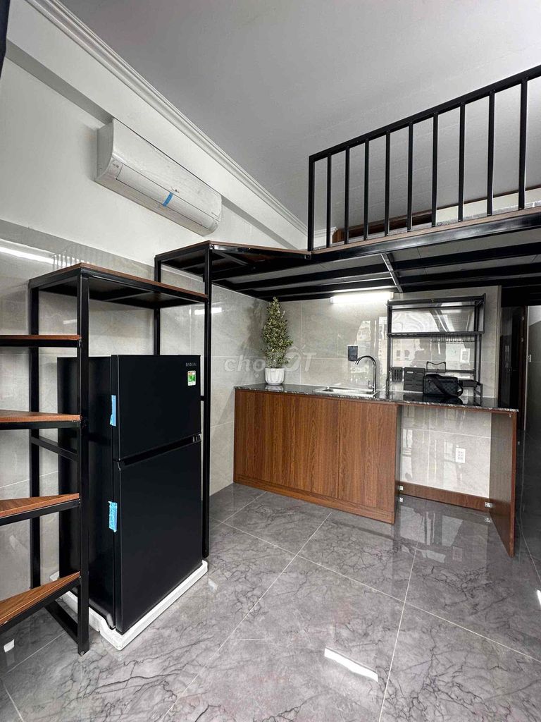 the balcony opens with a bright new project in the 10th district