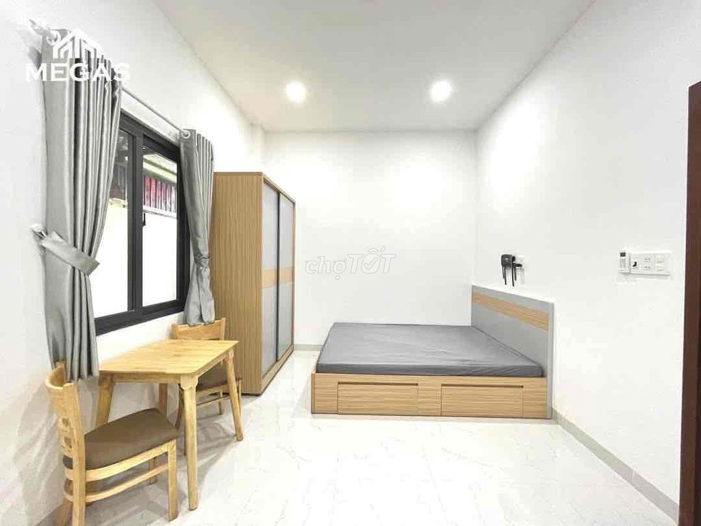 Rent a cheap studio-- fully equipped room, in place.