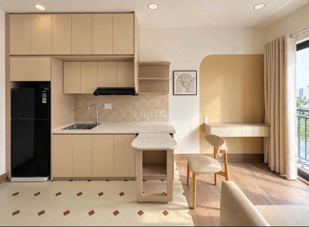 One bedroom plus one new living room -- not shared owner -- full interior.