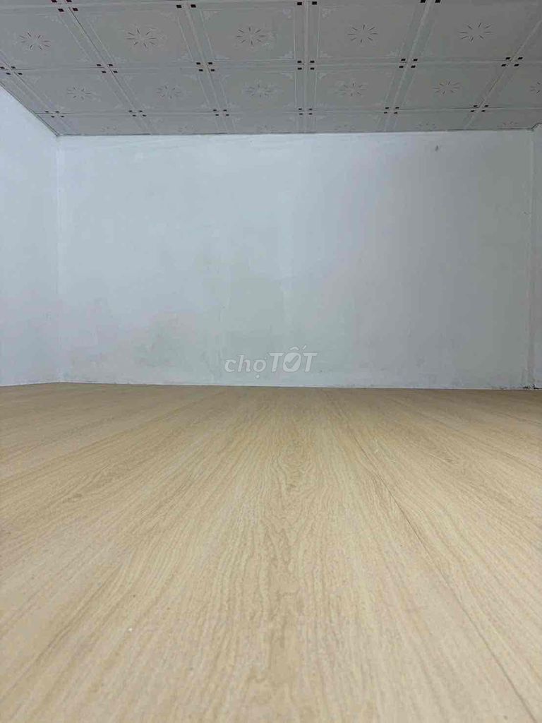 Two bedrooms near 4 Thủ Đức, densely populated.