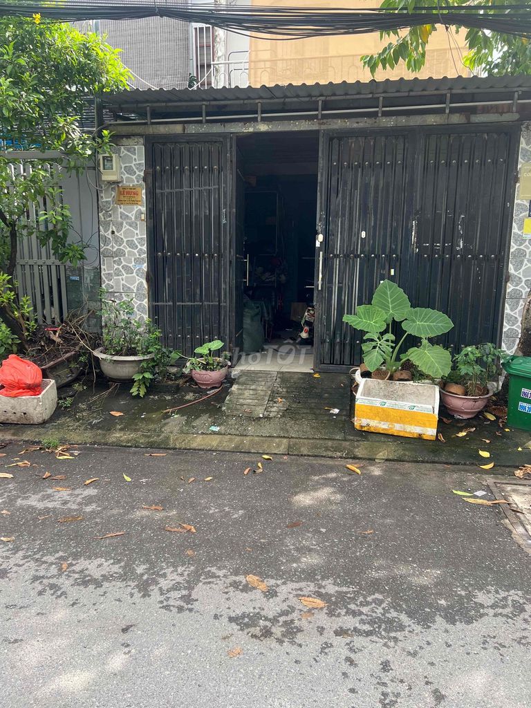 Rent a front house on Số 29, Thạnh Lộc, District 12.