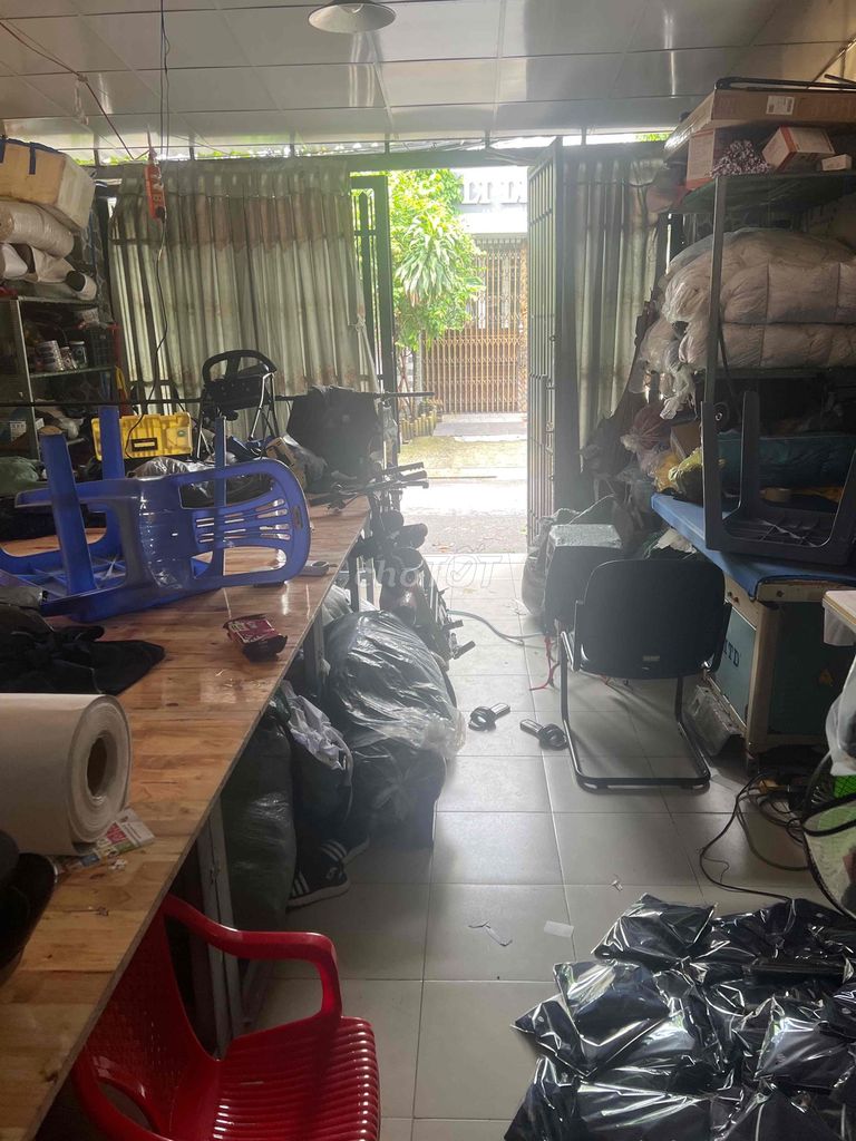 Rent a front house on Số 29, Thạnh Lộc, District 12.