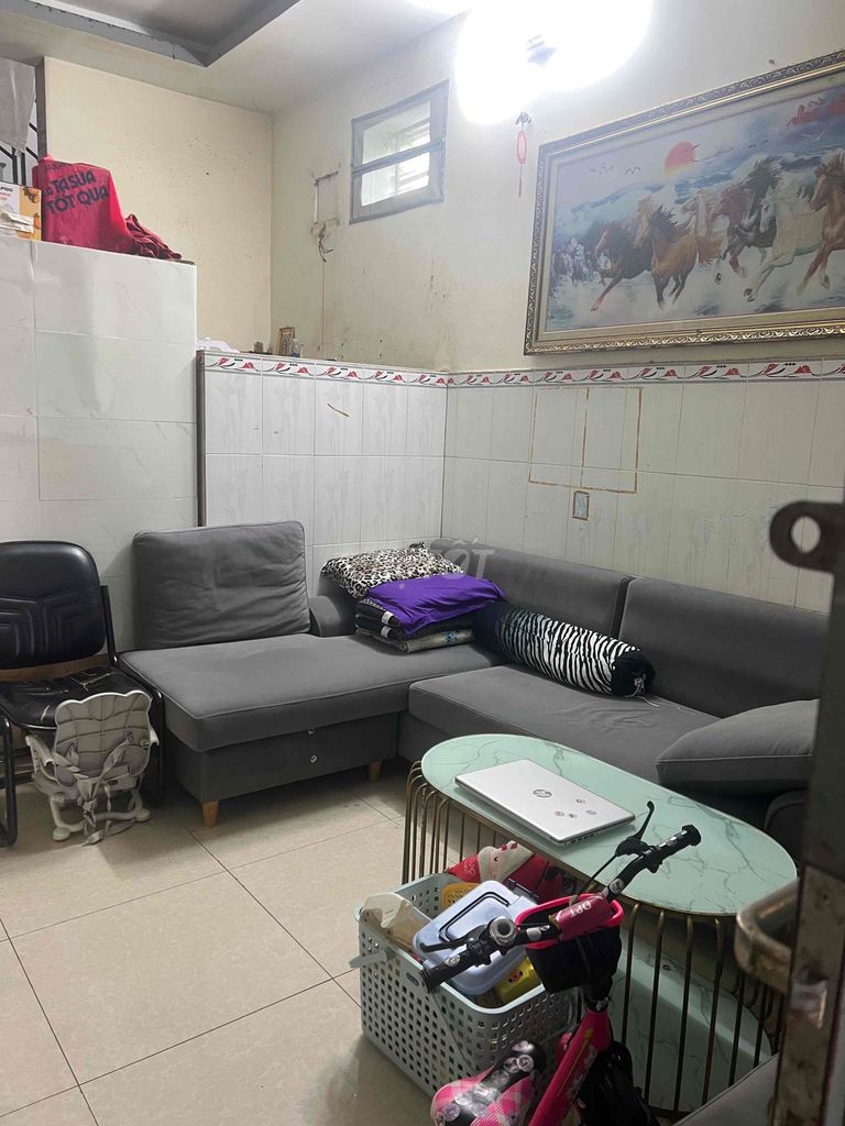 Rent a front house on Số 29, Thạnh Lộc, District 12.