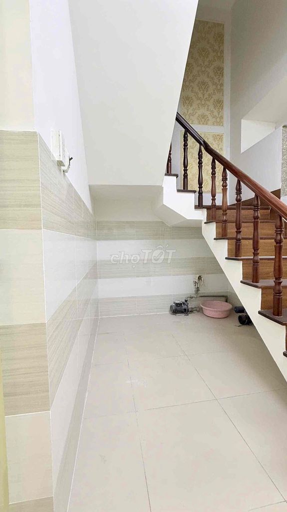 Rent Huỳnh Tấn Phát Cash House