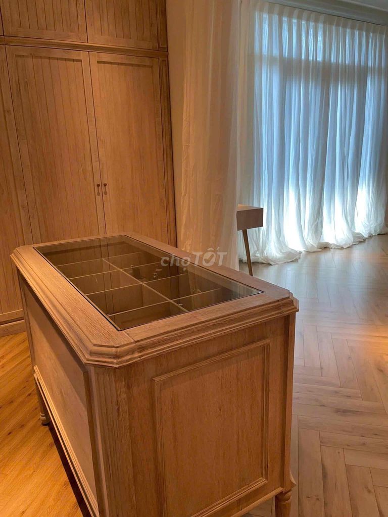 Rent a pool garden house - Nguyễn Văn Hưởng, Thủ Đức