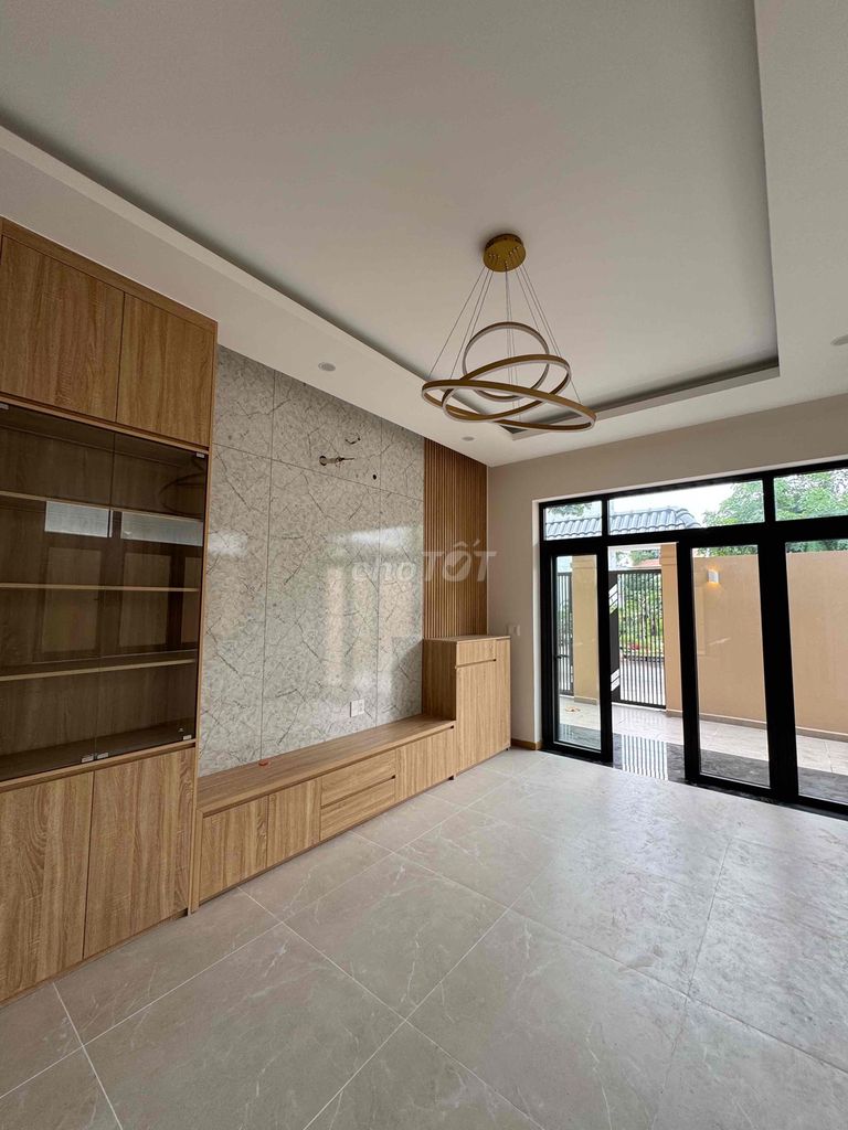 Rent the joint villa - full interior right near global City