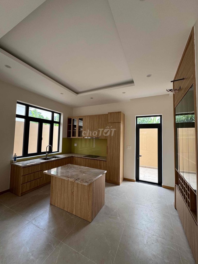 Rent the joint villa - full interior right near global City
