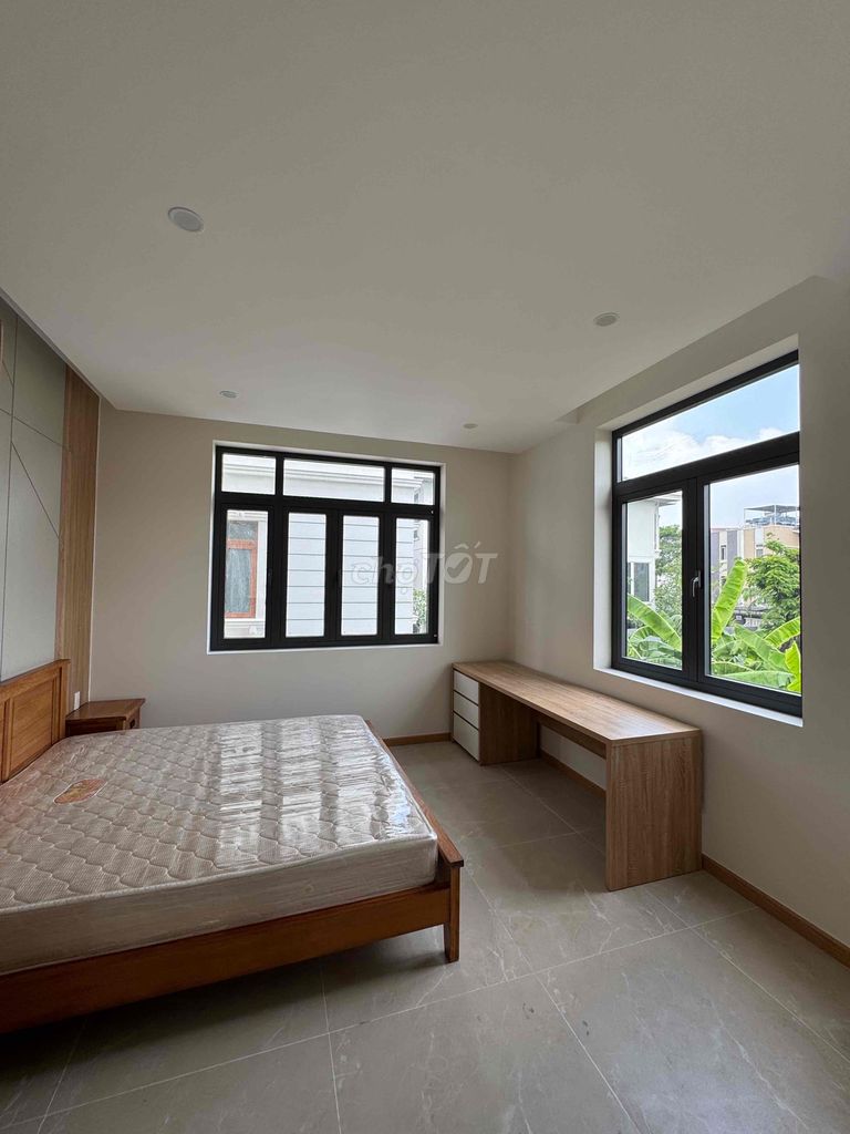 Rent the joint villa - full interior right near global City