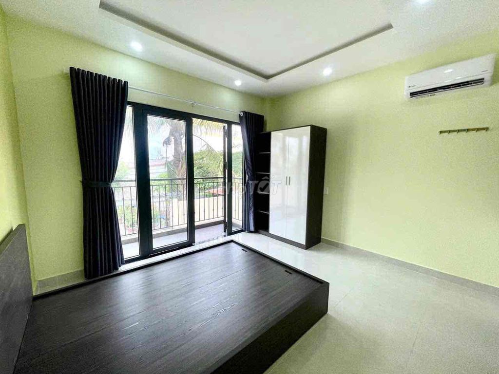 apartment service balcony - full interior