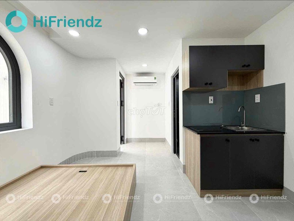 Rent the full-in-house service apartment near the mocodes Quang Trung.
