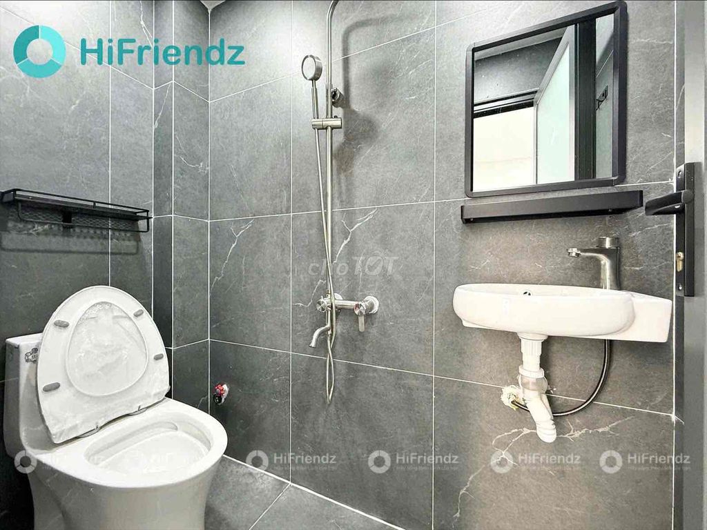 Rent the full-in-house service apartment near the mocodes Quang Trung.