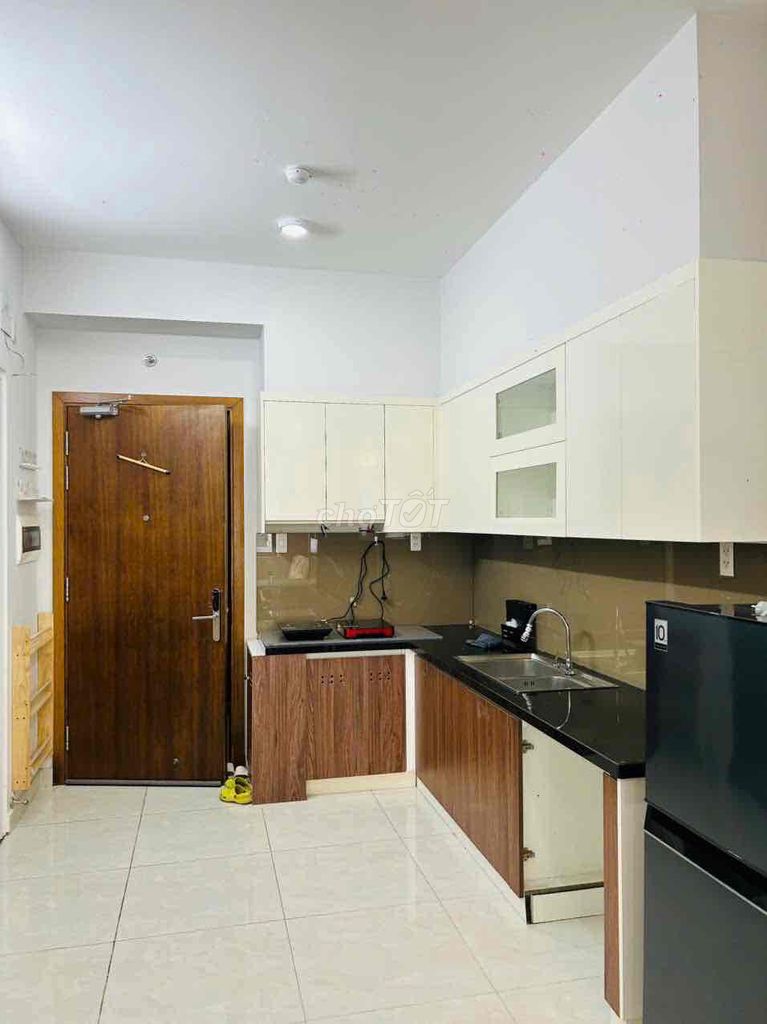 We'll rent two bedrooms with a 6.5 million a month.