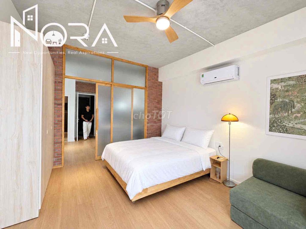 Super. A brand new bedroom right here in Trần Hưng Đạo District 1.