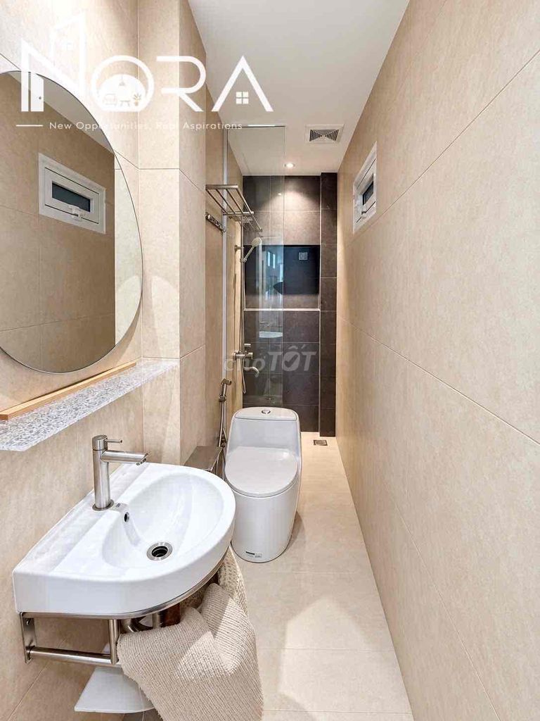Super. A brand new bedroom right here in Trần Hưng Đạo District 1.