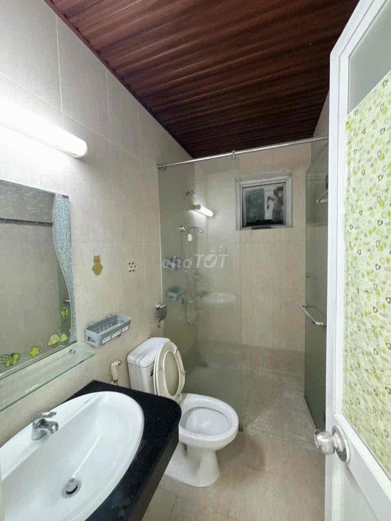 The Tara Residence 84 M2 is rarely available to the air conditioning only 10 million.