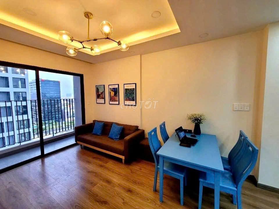 The apartment is cheap, for instance, Lavida Plus.7 needs rent now.