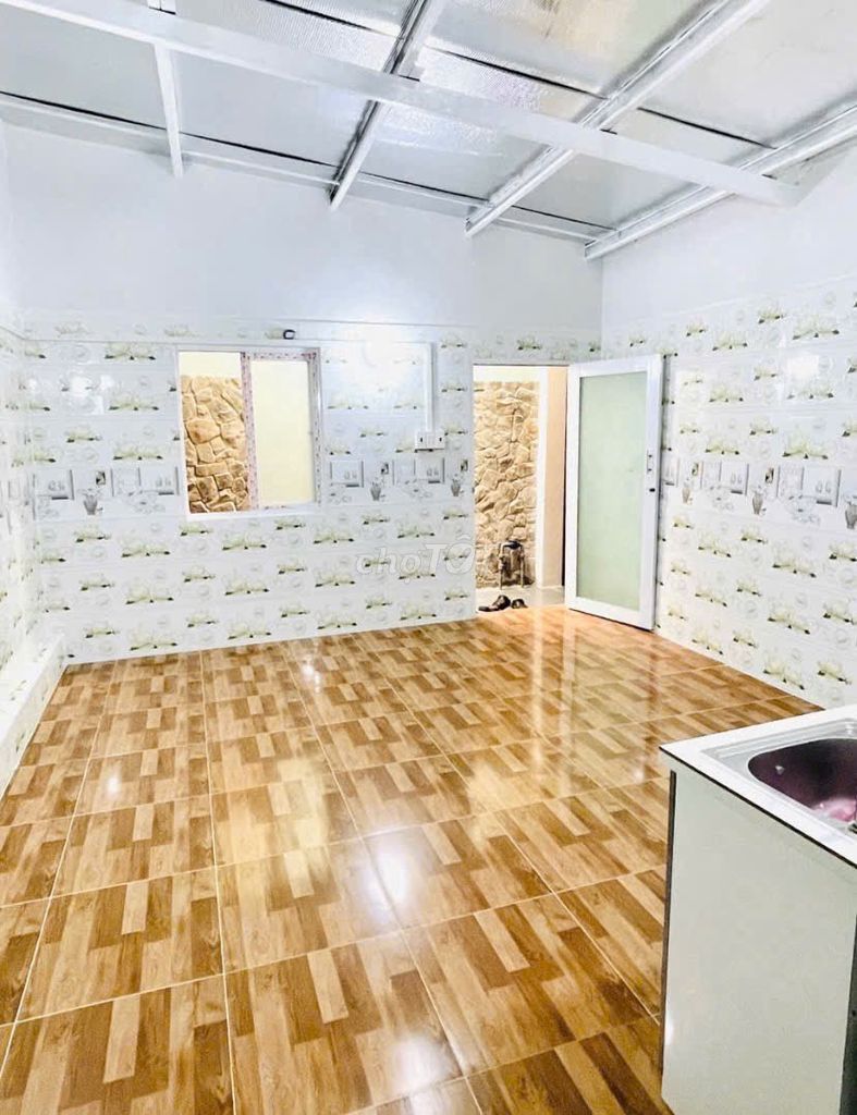 Room clear, Phạm Thế Hiển.