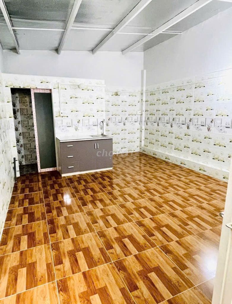 Room clear, Phạm Thế Hiển.