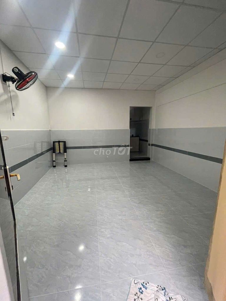 New alleyway down Tô Hiến Thành 4 x 11 meters, one floor, two bedrooms, two toilets, 12 million