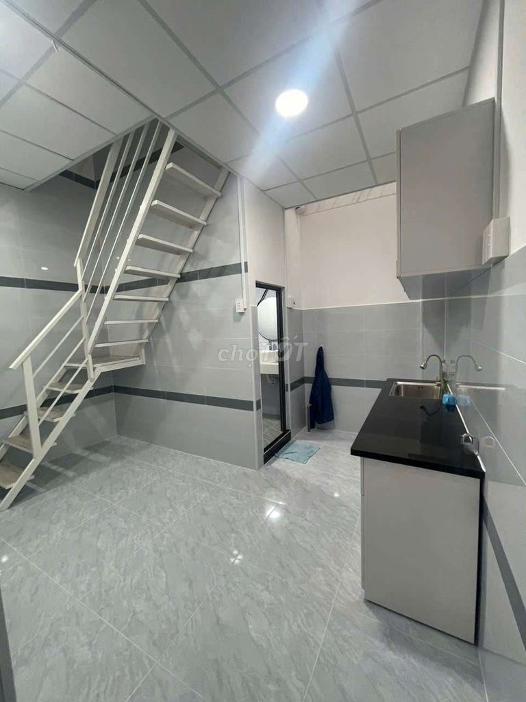 New alleyway down Tô Hiến Thành 4 x 11 meters, one floor, two bedrooms, two toilets, 12 million