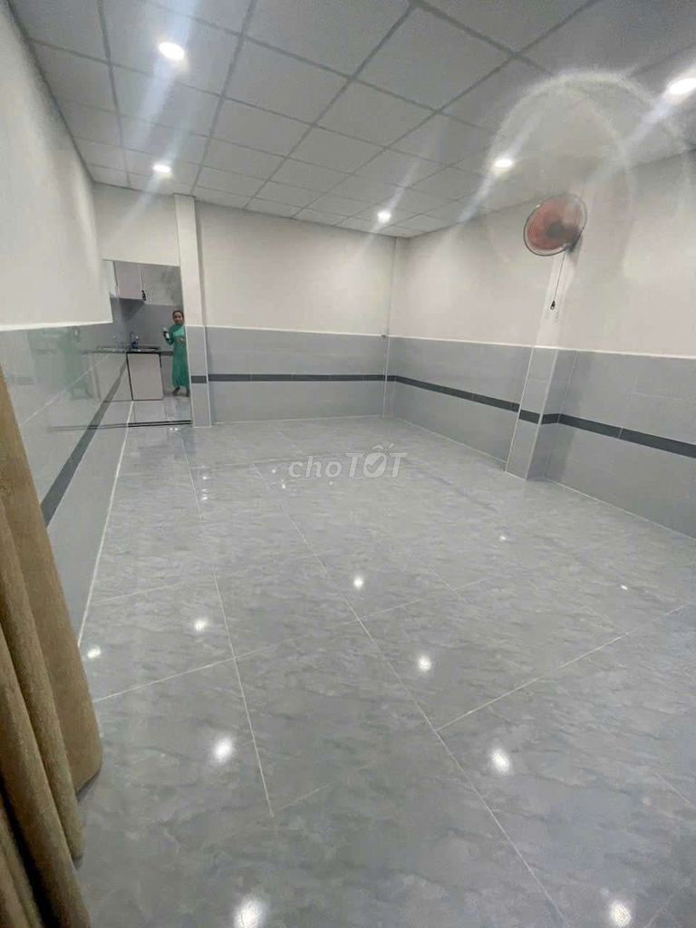 New alleyway down Tô Hiến Thành 4 x 11 meters, one floor, two bedrooms, two toilets, 12 million