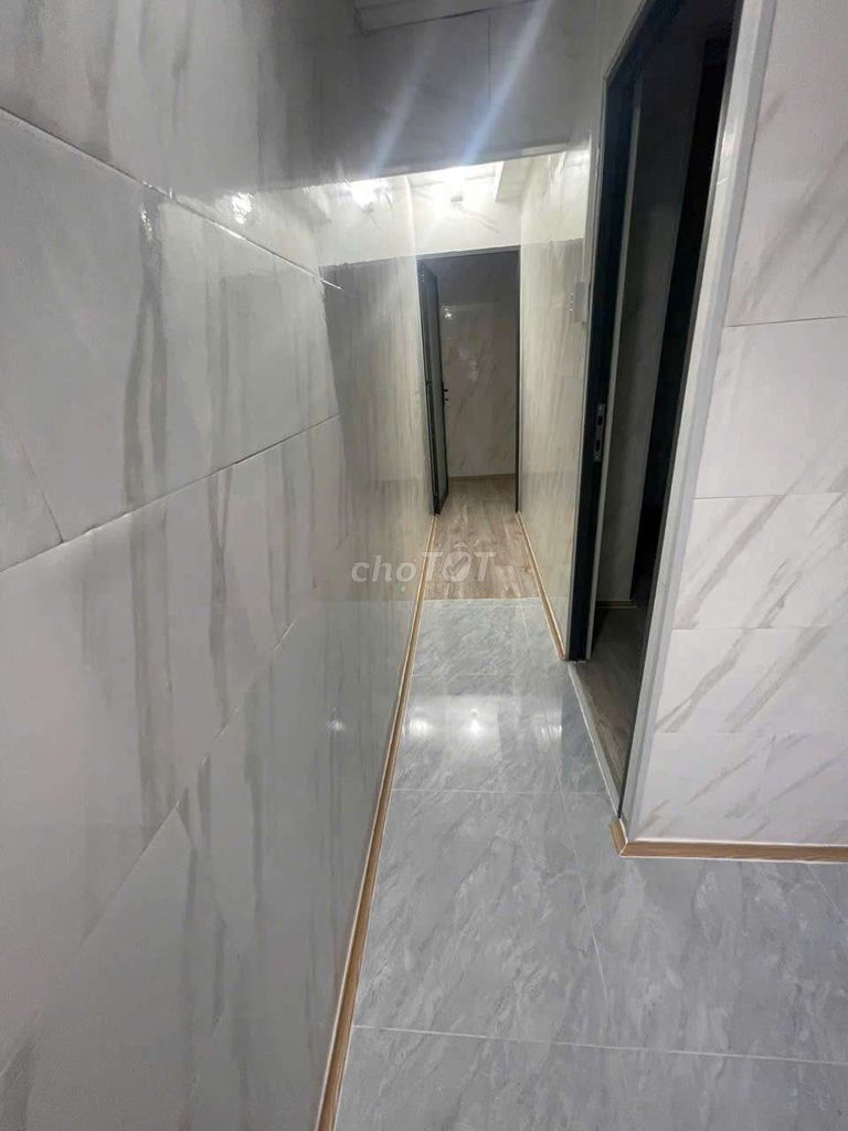 New alleyway down Tô Hiến Thành 4 x 11 meters, one floor, two bedrooms, two toilets, 12 million