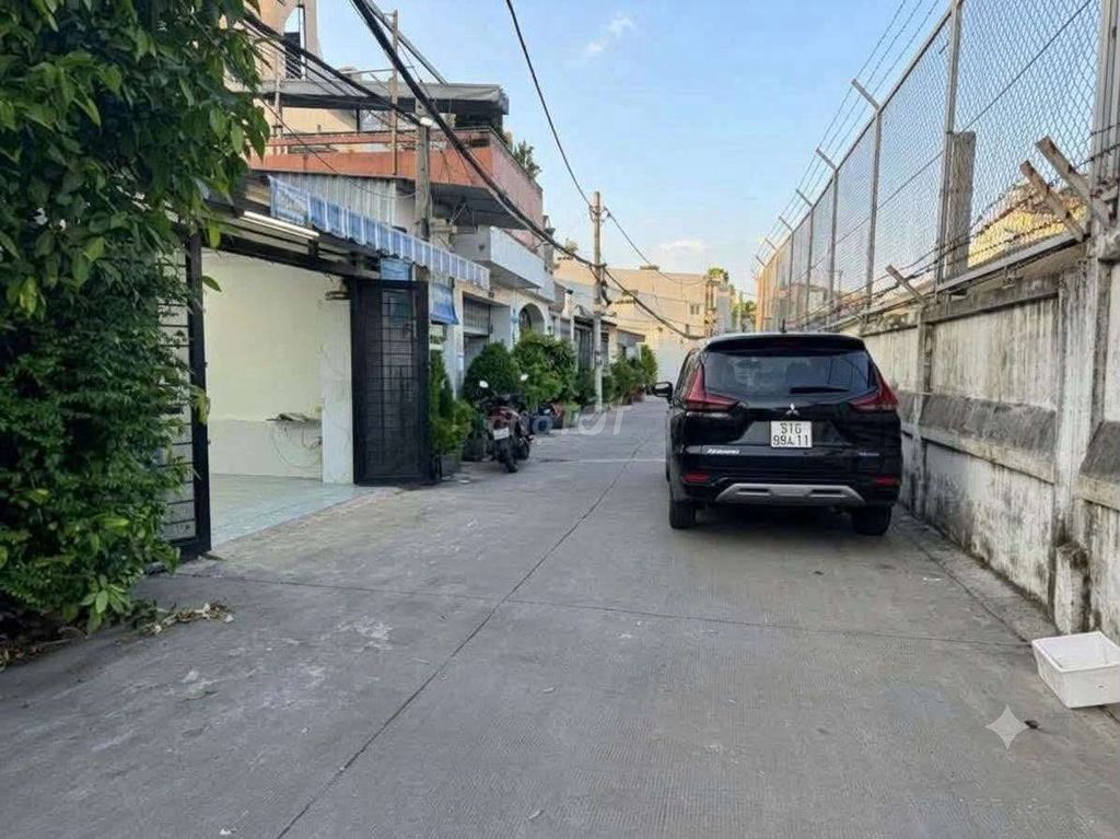 Rent a truck area to the alleyway 2279 htp nb