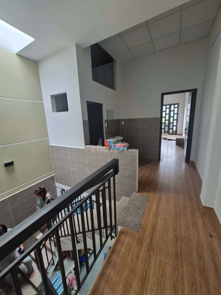 Rent a business, Nguyễn Hữu Tiến, 1.7 million, 2 bedrooms, 44018 M