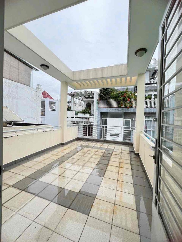 Rent An Bình District 5 49 meters2 4th floor 18 million