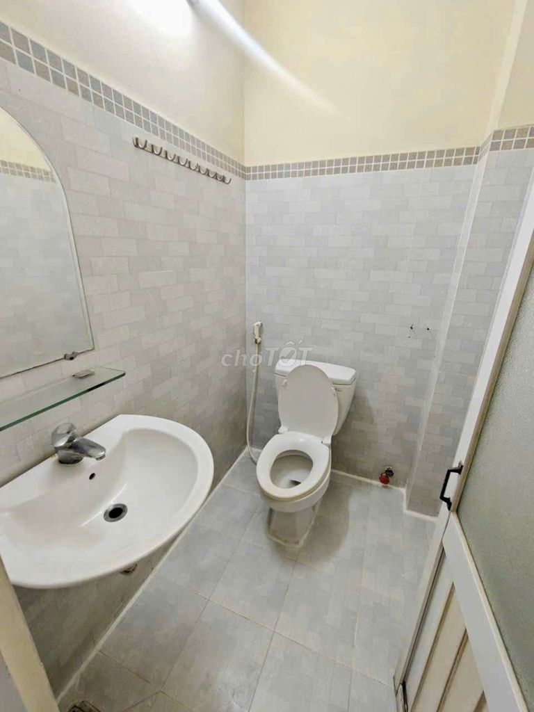 Renting Lê Trọng Tấn, Tây Thạnh, 8 million, 2 bedrooms, 44011 M, 4 M alley 4