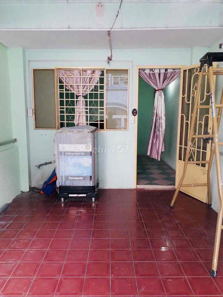 Rent Nguyễn Thiện Thuật District 3 28 m2 4 level 2 bedroom - 12 million