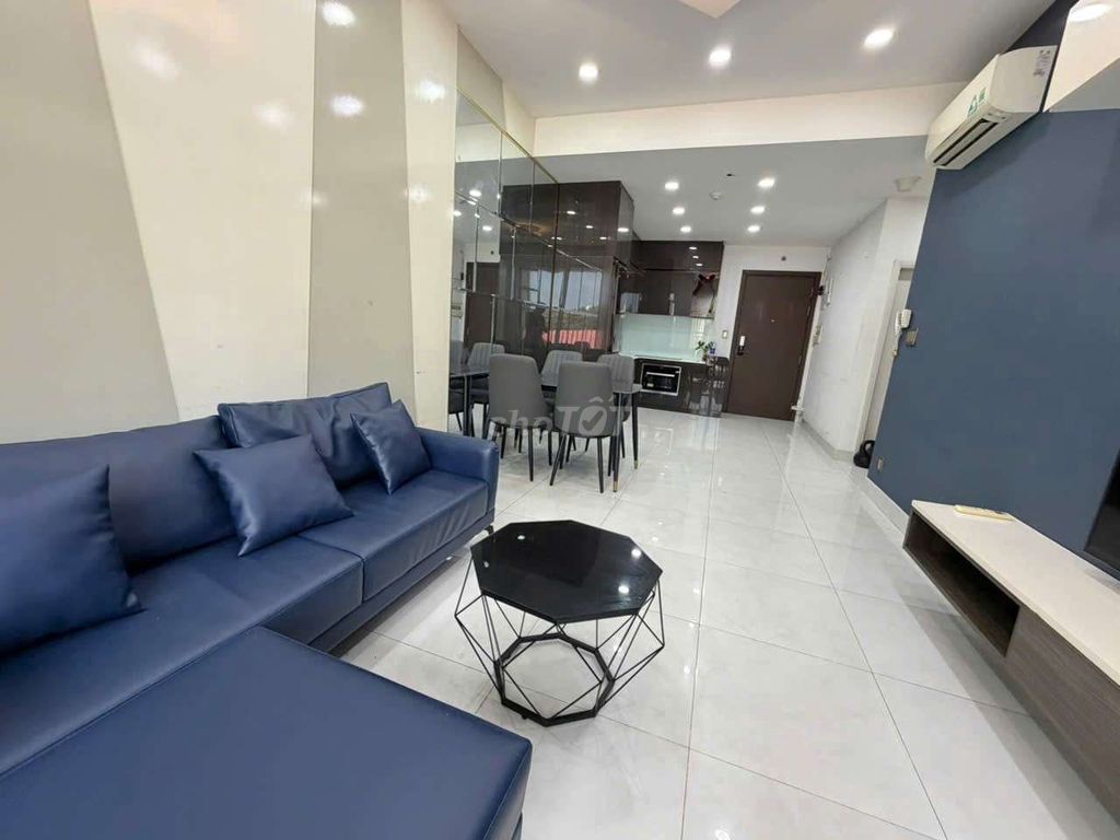 Rent The Botanica two bedrooms full interior