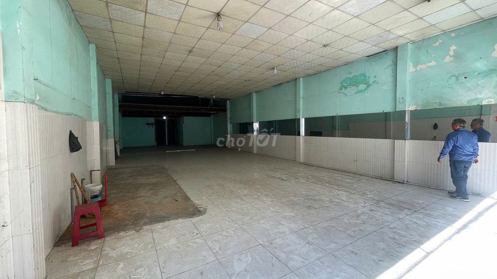 Rent 1 Bình Long 8 x 30 ground clear of super clean position
