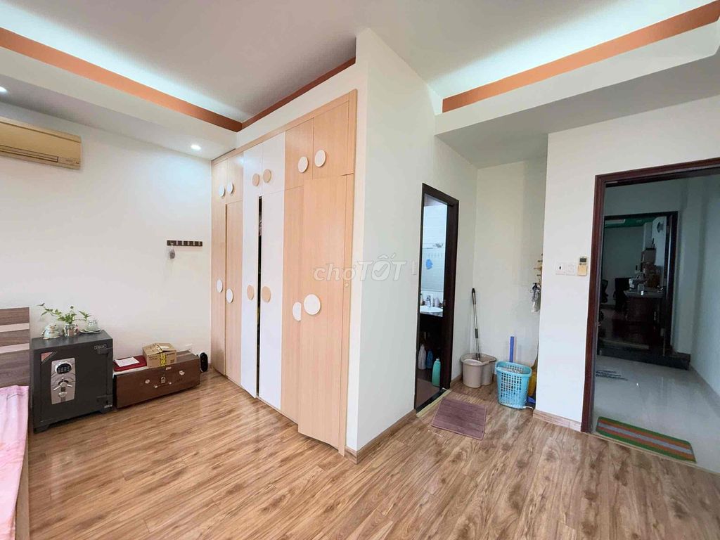 Rent a South Dragon Street 7th, 3rd floor full of furniture 45 million a month
