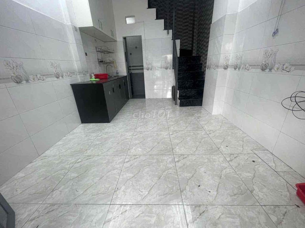 Rent a cash house Phan Chu Trinh, 204 12, Bình Thạnh - only 10