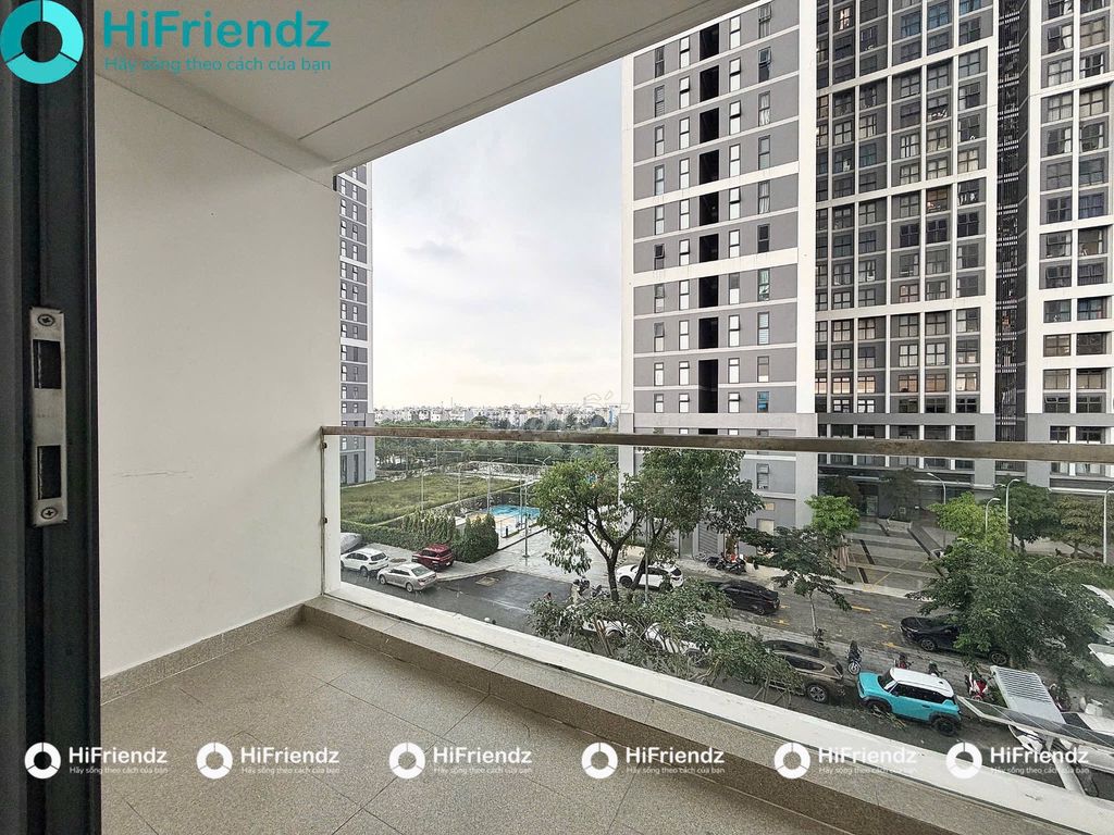 Rent the studio service apartment, basic interior, cool balcony