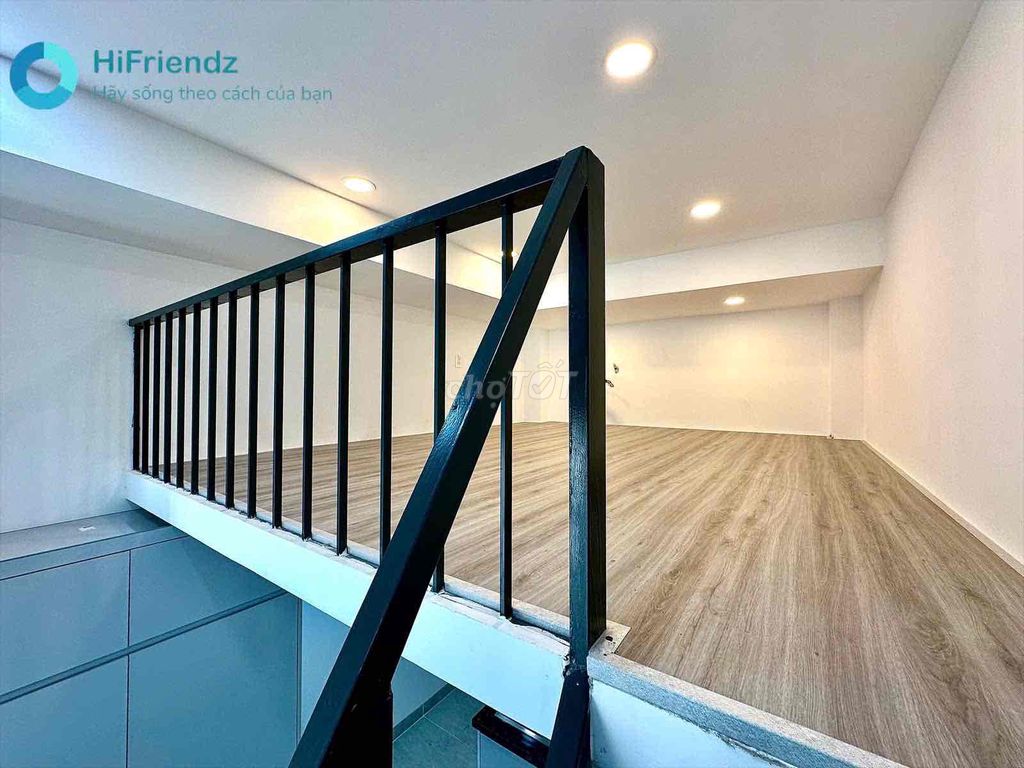 1 PORTH balcony only from 5 million2 near the University of Juratech superp