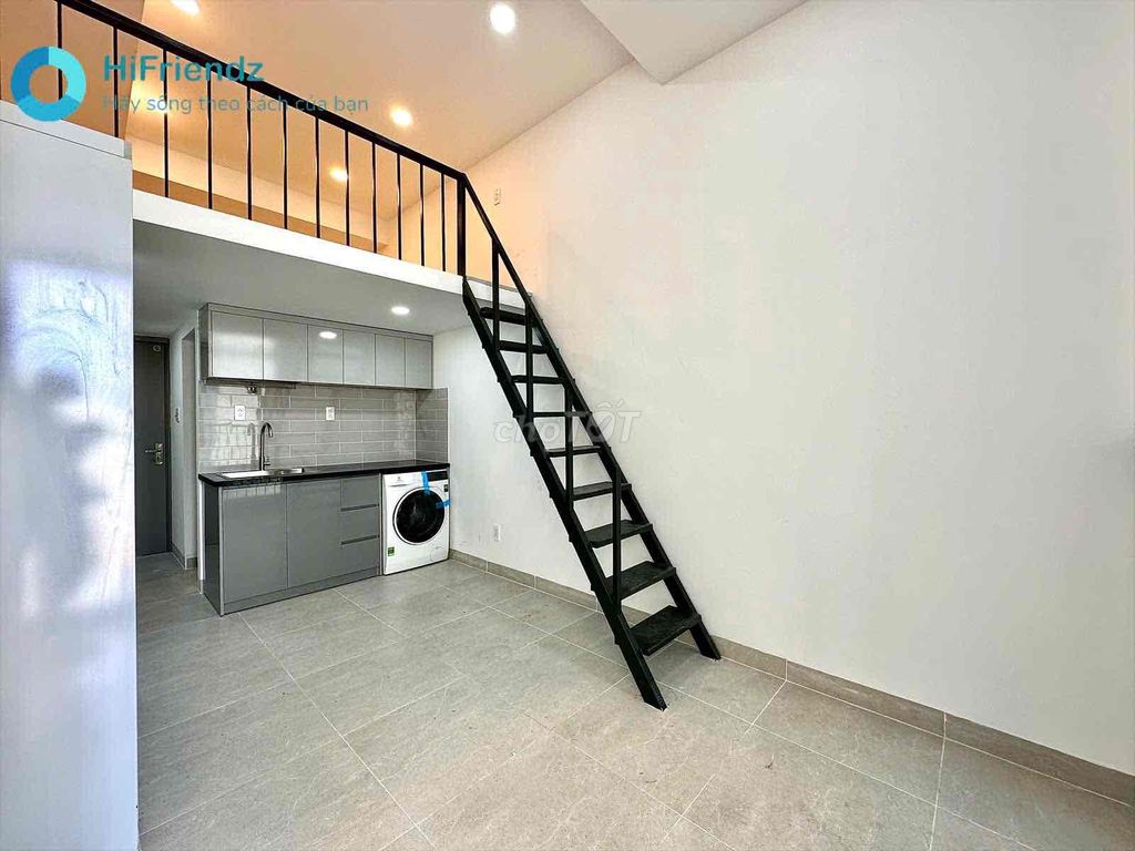 1 PORTH balcony only from 5 million2 near the University of Juratech superp