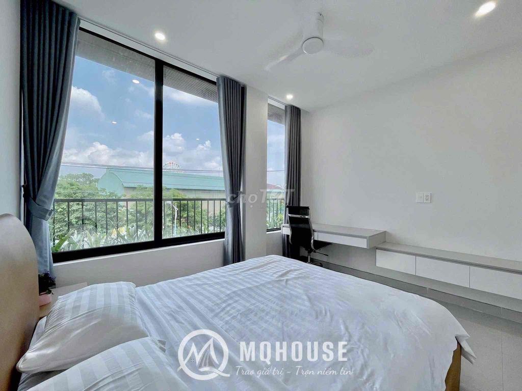 Two bedrooms private washing machine Cách Mạng Tháng 8 interior.