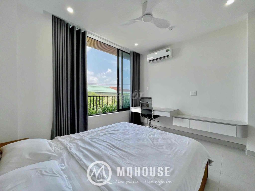 Two bedrooms private washing machine Cách Mạng Tháng 8 interior.