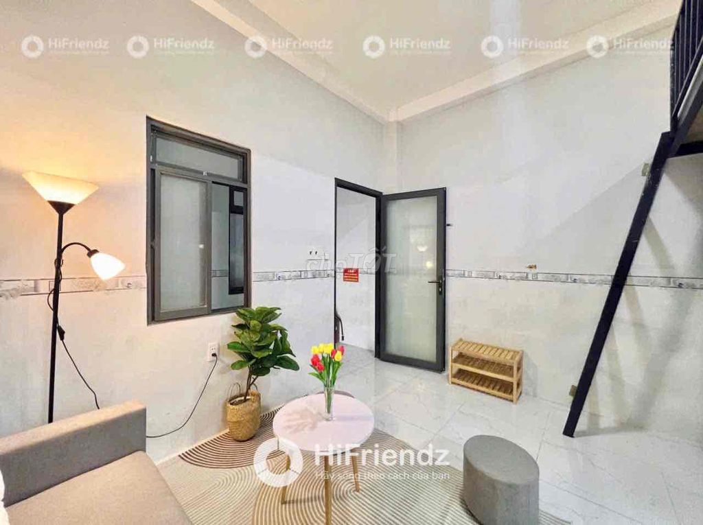 Rent an interior room - elevator with a degree of donations