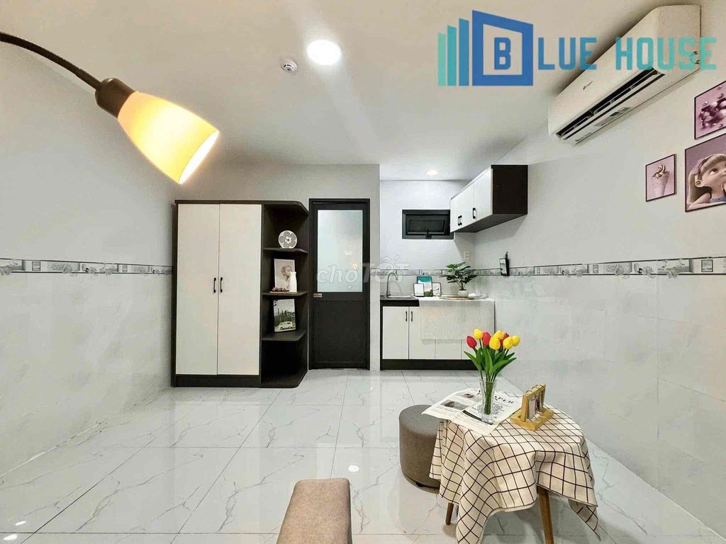 Rent an interior room - elevator with a degree of donations