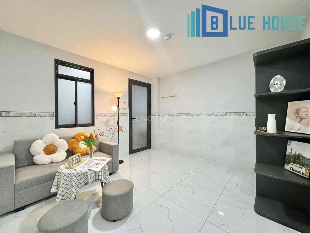 Rent an interior room - elevator with a degree of donations