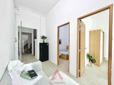 A two-way apartment, low-priced bedroom near the airport.